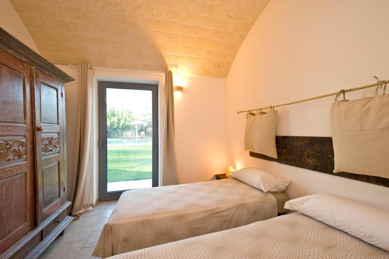 Masseria Il Mandorlo Fiorito X 8 Piscina Privata Ceglie Messapica Exterior foto